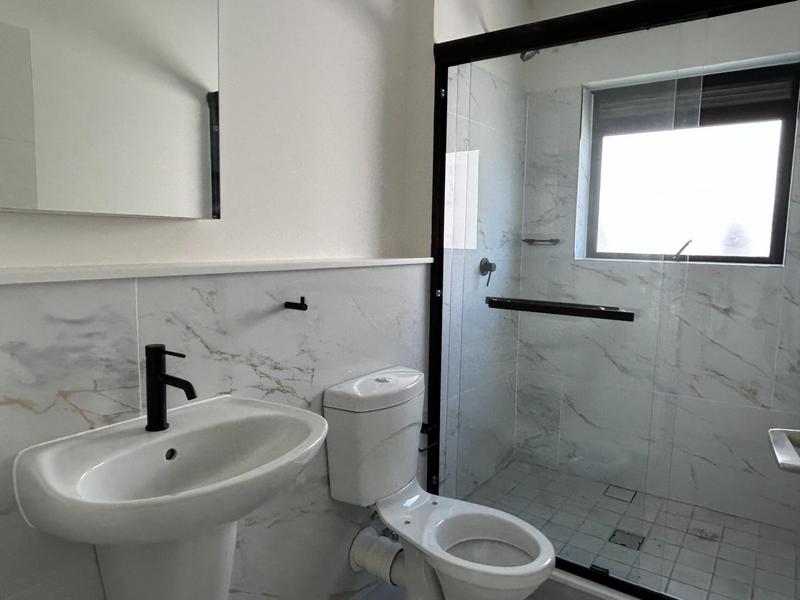 To Let 1 Bedroom Property for Rent in Sandown Western Cape